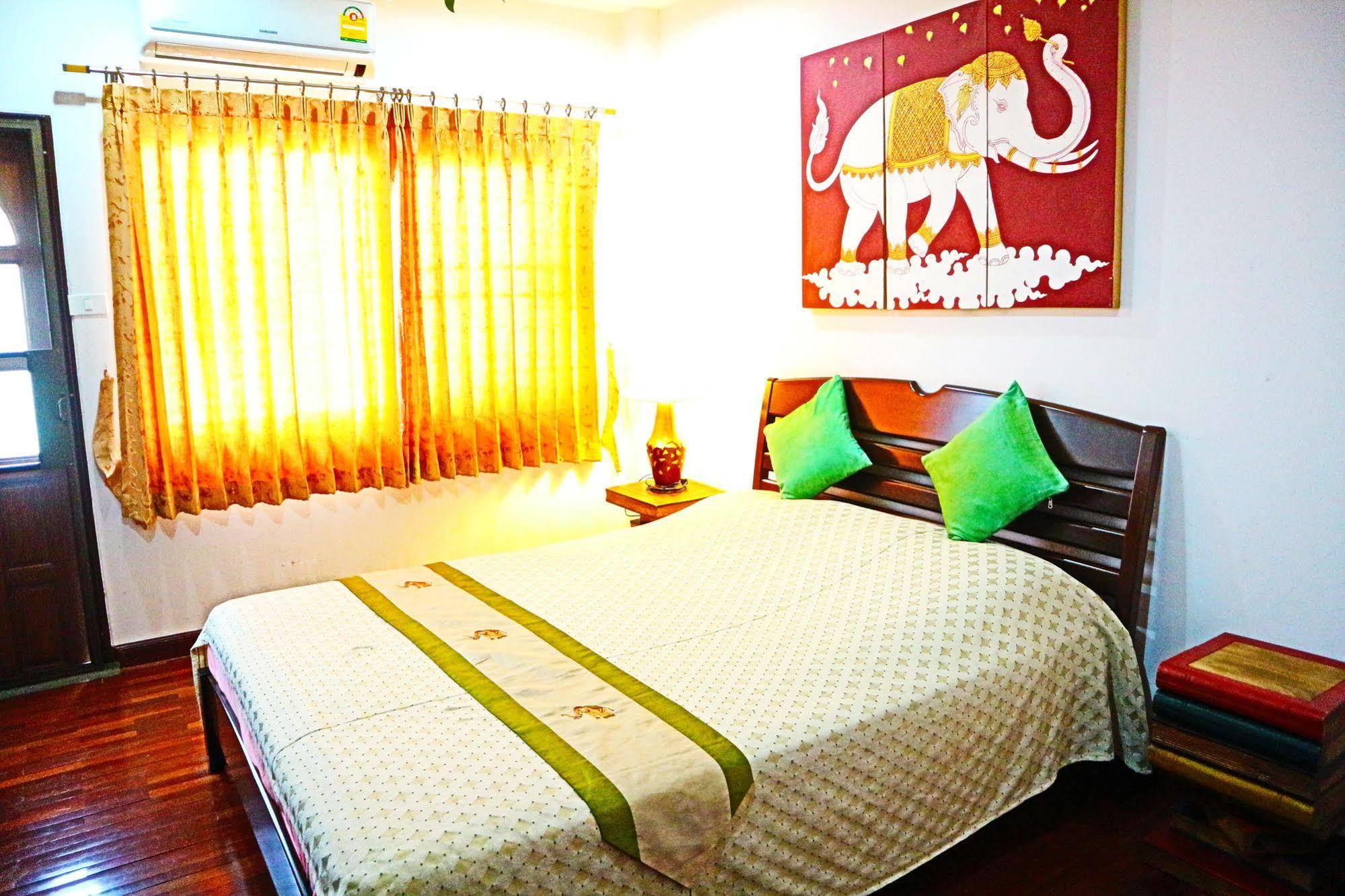 Mirrisa Nimman Hotel Chiang Mai Zewnętrze zdjęcie