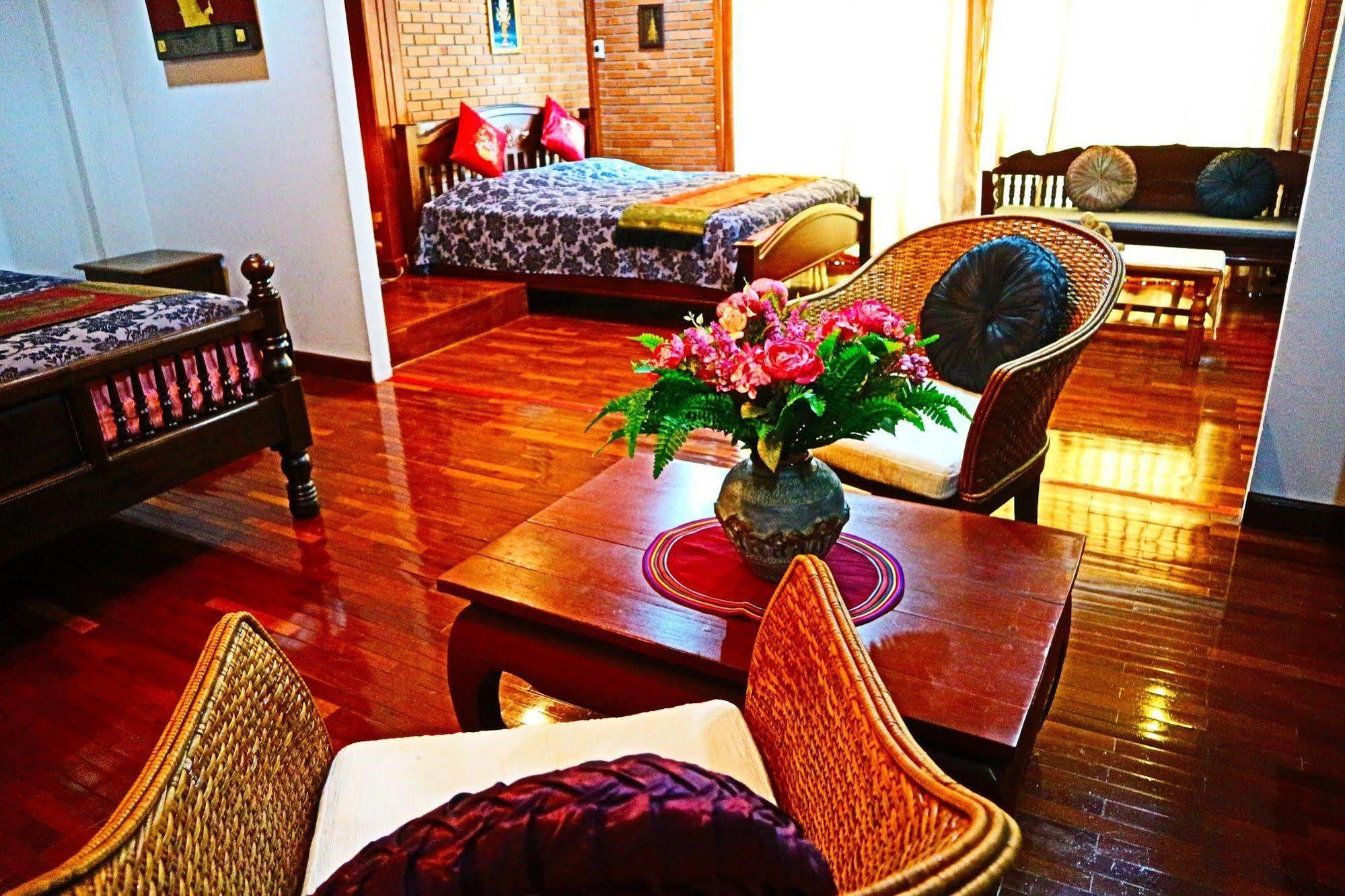 Mirrisa Nimman Hotel Chiang Mai Zewnętrze zdjęcie